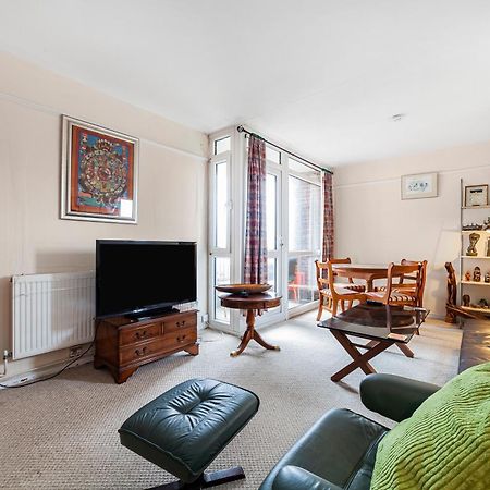 Elegant 1Br Flat With Balcony & City View, Walworth Лондон Екстер'єр фото